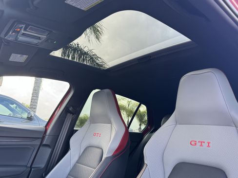 Used 2024 Volkswagen GTI Autobahn image 32