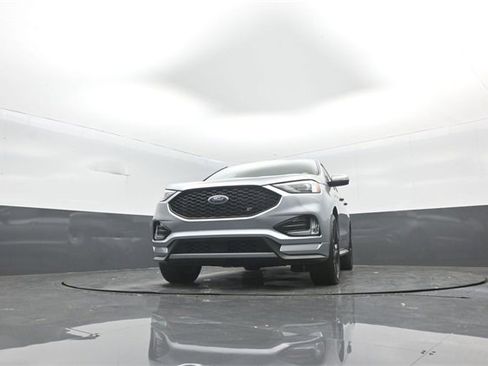 Certified 2020 Ford Edge ST image 35