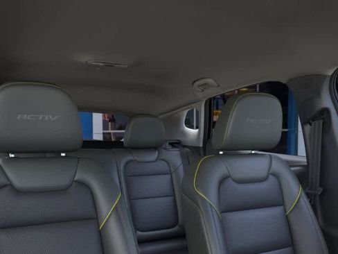 New 2026 Chevrolet Trax ACTIV w/ Driver Confidence Package FWD image 24