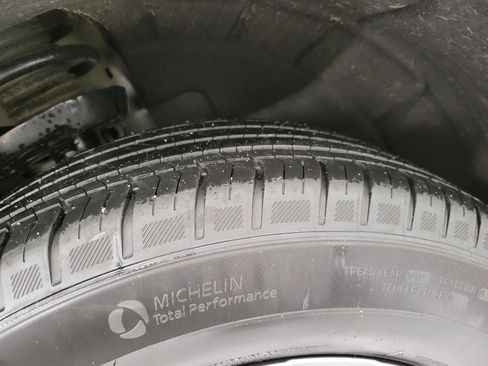 Used 2025 Chevrolet Equinox LT image 5