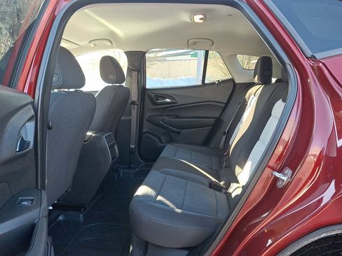 Used 2024 Chevrolet Trax LS image 10