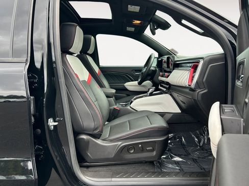 Used 2023 GMC Canyon AT4X w/ Edition 1 image 10