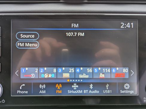 New 2025 Nissan Versa SR w/ Trunk Package image 16