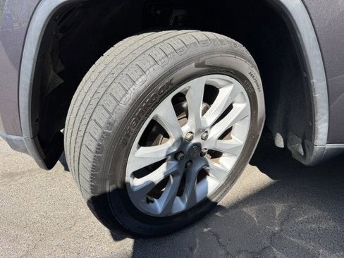 Used 2017 Jeep Grand Cherokee Limited AWD/4WD image 38