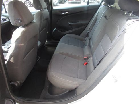 Used 2017 Chevrolet Cruze LT image 13