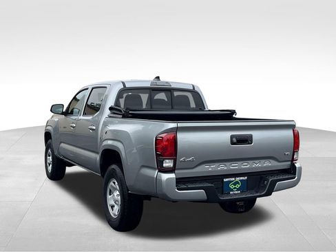Used 2023 Toyota Tacoma SR AWD/4WD image 5