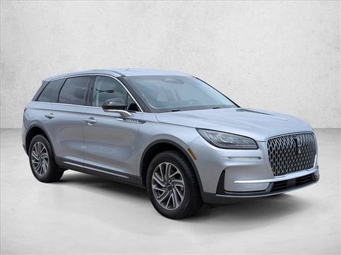 Used 2023 Lincoln Corsair FWD image 3