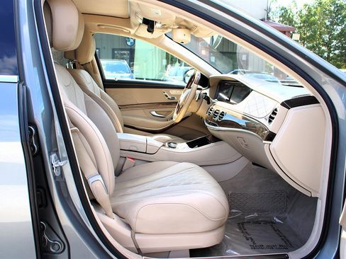 Used 2014 Mercedes-Benz S 550 Sedan image 15