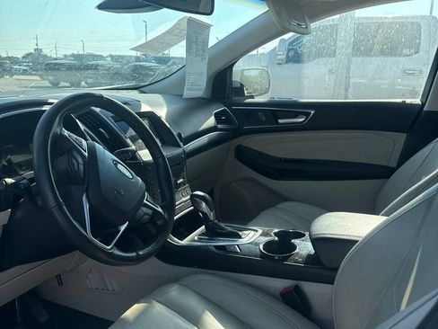 Used 2016 Ford Edge Titanium w/ Equipment Group 302A FWD image 8