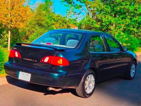 Used 1999 Toyota Corolla LE image 3