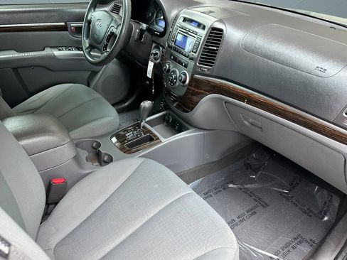 Used 2011 Hyundai Santa Fe GLS FWD image 30