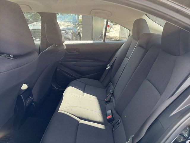 Used 2025 Toyota Corolla LE FWD image 22