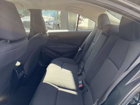 Used 2025 Toyota Corolla LE FWD image 22