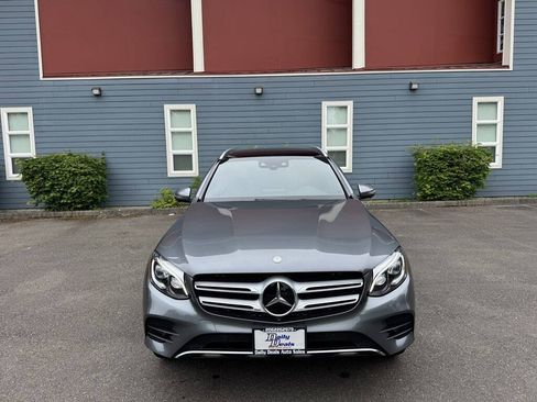 Used 2017 Mercedes-Benz GLC 300 4MATIC image 8