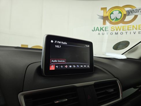 Used 2016 MAZDA MAZDA3 i Sport image 19