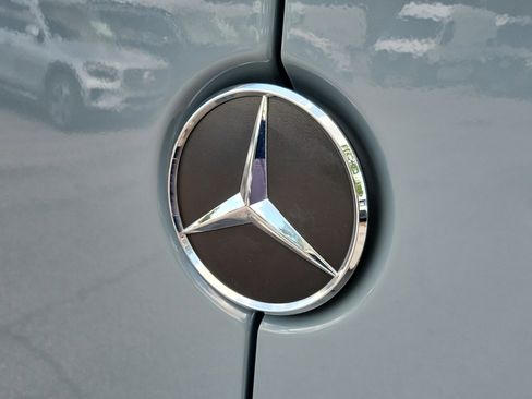 Used 2024 Mercedes-Benz Sprinter 2500 image 26