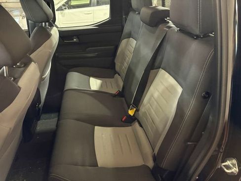 Certified 2025 Toyota Tacoma TRD Off-Road w/ TRD Off Road Upgrade Package AWD/4WD image 26