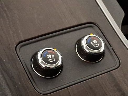 Used 2024 Nissan Murano Platinum w/ Cargo Package image 26