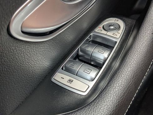 Used 2023 Mercedes-Benz E 350 Sedan image 23