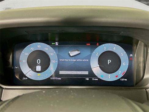 New 2026 Land Rover Range Rover Velar Dynamic SE image 13