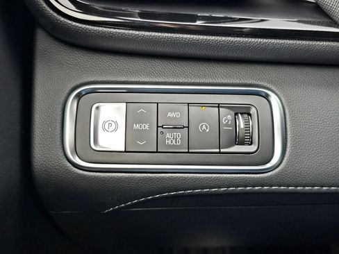 New 2026 Buick Enclave Preferred w/ Power Package AWD/4WD image 18