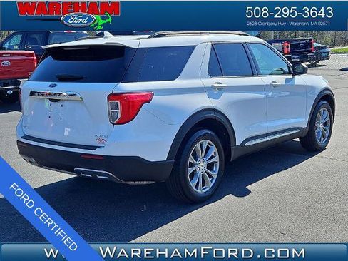 Certified 2022 Ford Explorer XLT w/ Equipment Group 202A AWD/4WD image 4