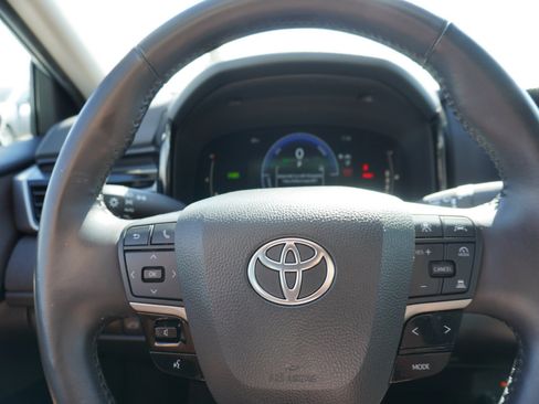 Used 2025 Toyota Camry LE w/ Convenience Package AWD/4WD image 22