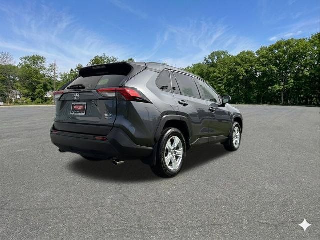 Used 2020 Toyota RAV4 XLE w/ Convenience Package AWD/4WD image 9
