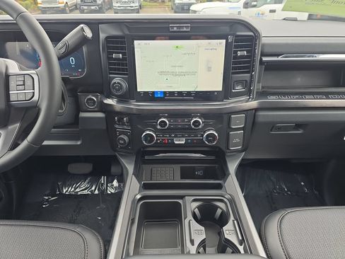 New 2026 Ford F250 Lariat w/ Lariat Ultimate Package AWD/4WD image 23
