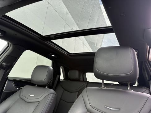 Certified 2023 Cadillac XT5 Premium Luxury image 14