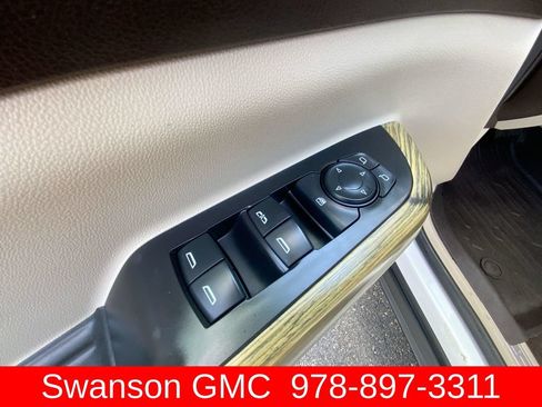 Certified 2019 GMC Acadia Denali w/ Technology Package AWD/4WD image 24