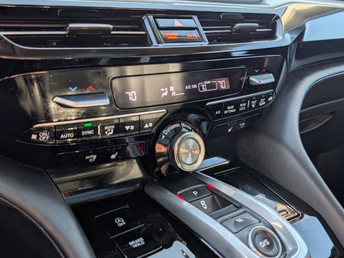 Used 2023 Acura MDX SH-AWD w/ Technology Package image 24