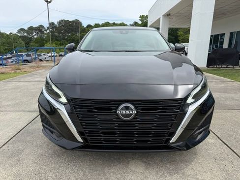 Used 2023 Nissan Altima 2.5 SL FWD image 7