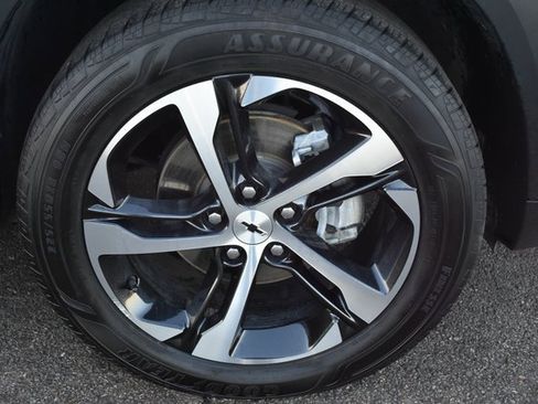 Used 2024 Chevrolet Trax RS w/ Driver Confidence Package image 39