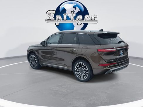 Used 2022 Lincoln Corsair Reserve w/ Sport Package image 7