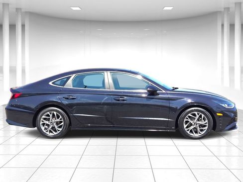Used 2023 Hyundai Sonata SEL w/ Convenience Package FWD image 2