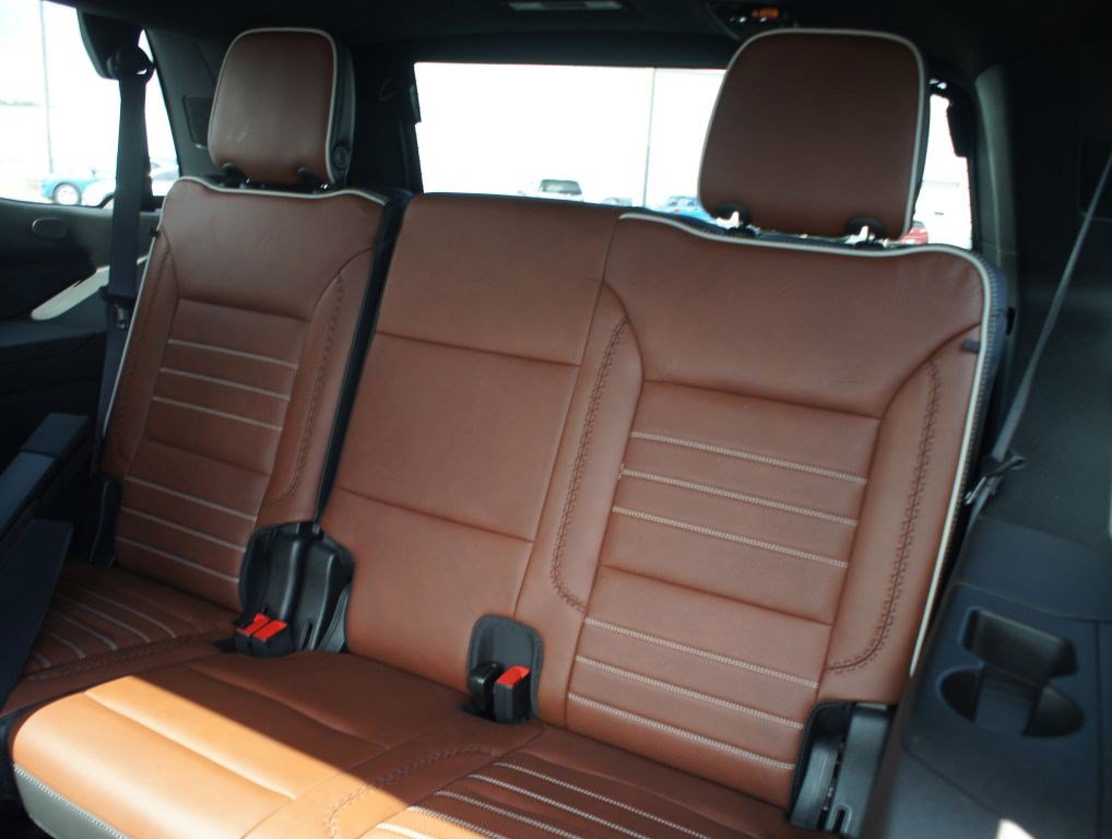 Used 2024 GMC Yukon Denali Ultimate AWD/4WD image 17