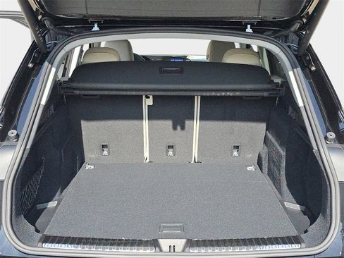 New 2025 Audi Q5 Premium image 12