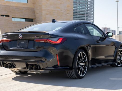 Used 2023 BMW M4 xDrive Competition AWD/4WD image 4