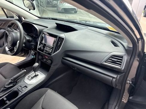 Used 2019 Subaru Impreza 2.0i Premium AWD/4WD image 30