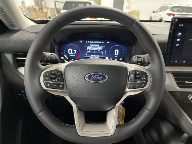 Used 2026 Ford Explorer Active w/ Active Comfort Package AWD/4WD image 15