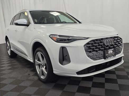 New 2025 Audi Q5 Premium Plus image 7