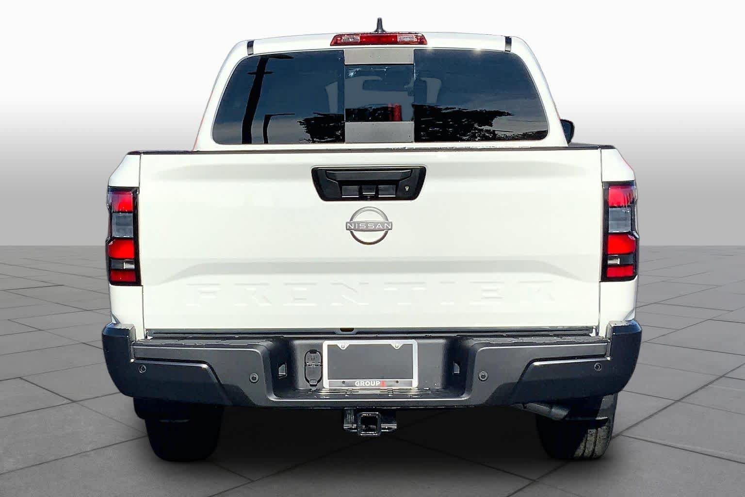 Used 2026 Nissan Frontier S w/ Tow Package RWD image 5