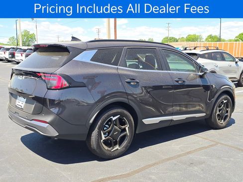 New 2026 Kia Sportage EX FWD image 3