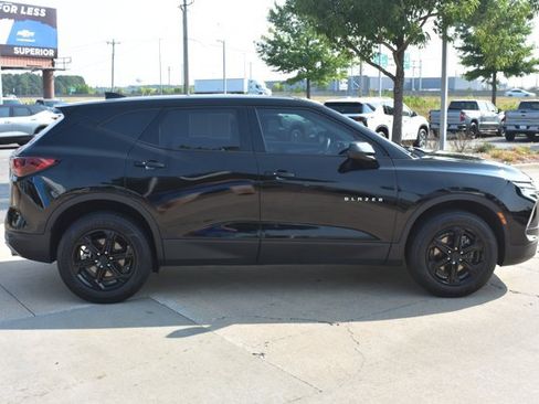 Used 2023 Chevrolet Blazer LT w/ Driver Confidence Package FWD image 4