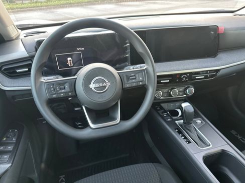 New 2026 Nissan Kicks S image 22