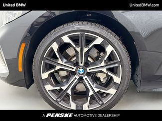 Used 2025 BMW 330i Sedan video 2