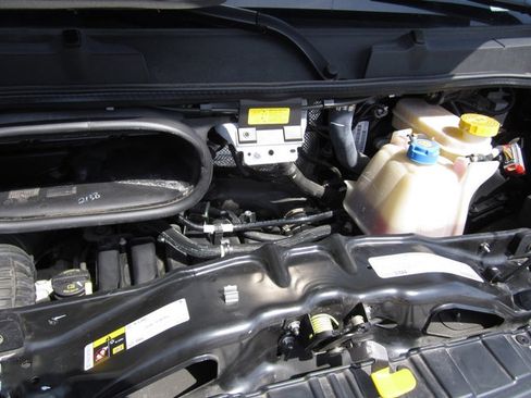 Used 2024 RAM ProMaster 3500 w/ Convenience Group image 23