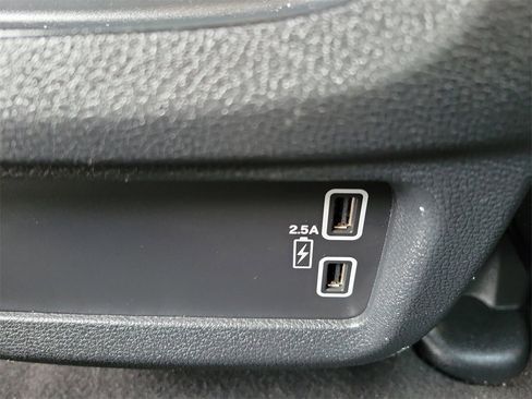 Used 2022 Honda Ridgeline Black Edition image 16