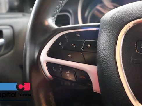 Used 2018 Dodge Charger SXT Plus RWD image 18
